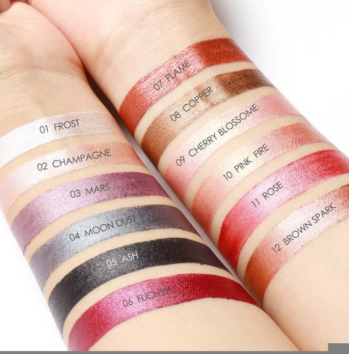 Focallure Eyeshadow  Eyeliner Pencil In One